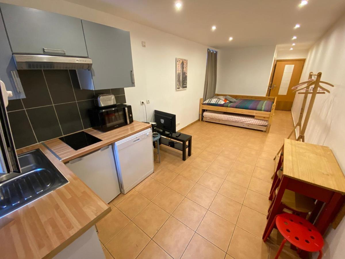 Paris Eiffel Tower Et Disney Apartments, Parkings Gratuits Et Securises, 10 Minutes Metro To Paris Ножан-сюр-Марн Екстер'єр фото